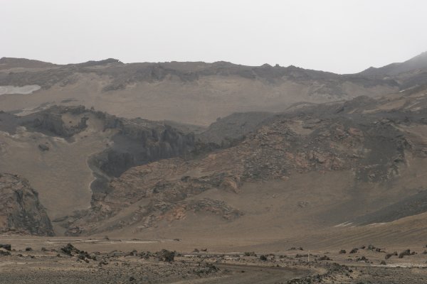 Arriv&eacute;e &agrave; Askja,  vue du refuge Dreki &agrave; Drekagil. 